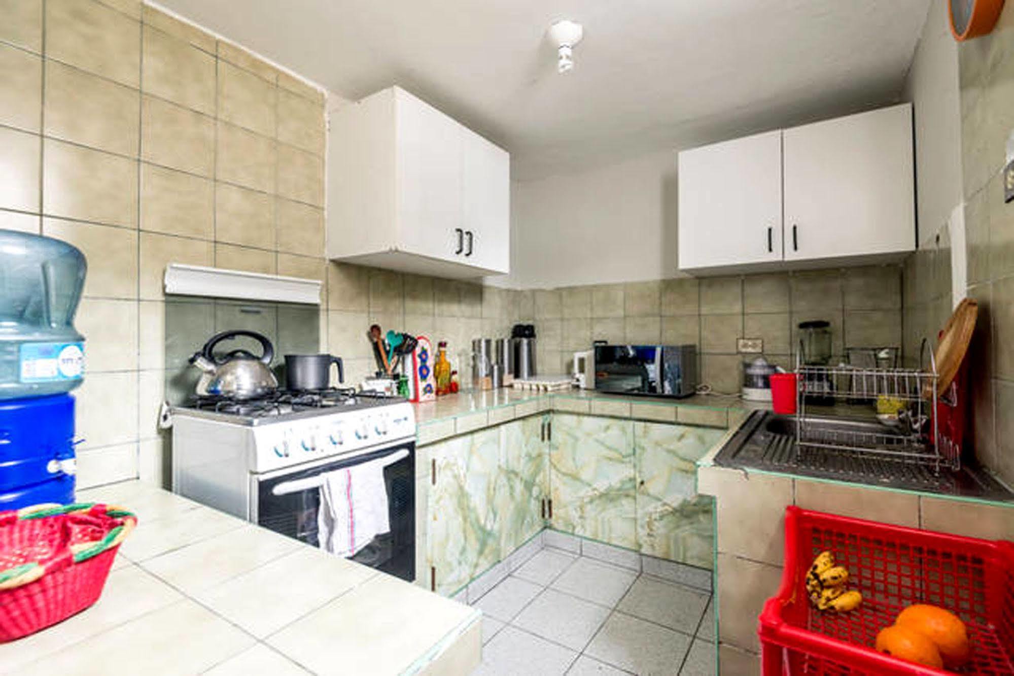 Pier 242 Miraflores B&B Лима Экстерьер фото